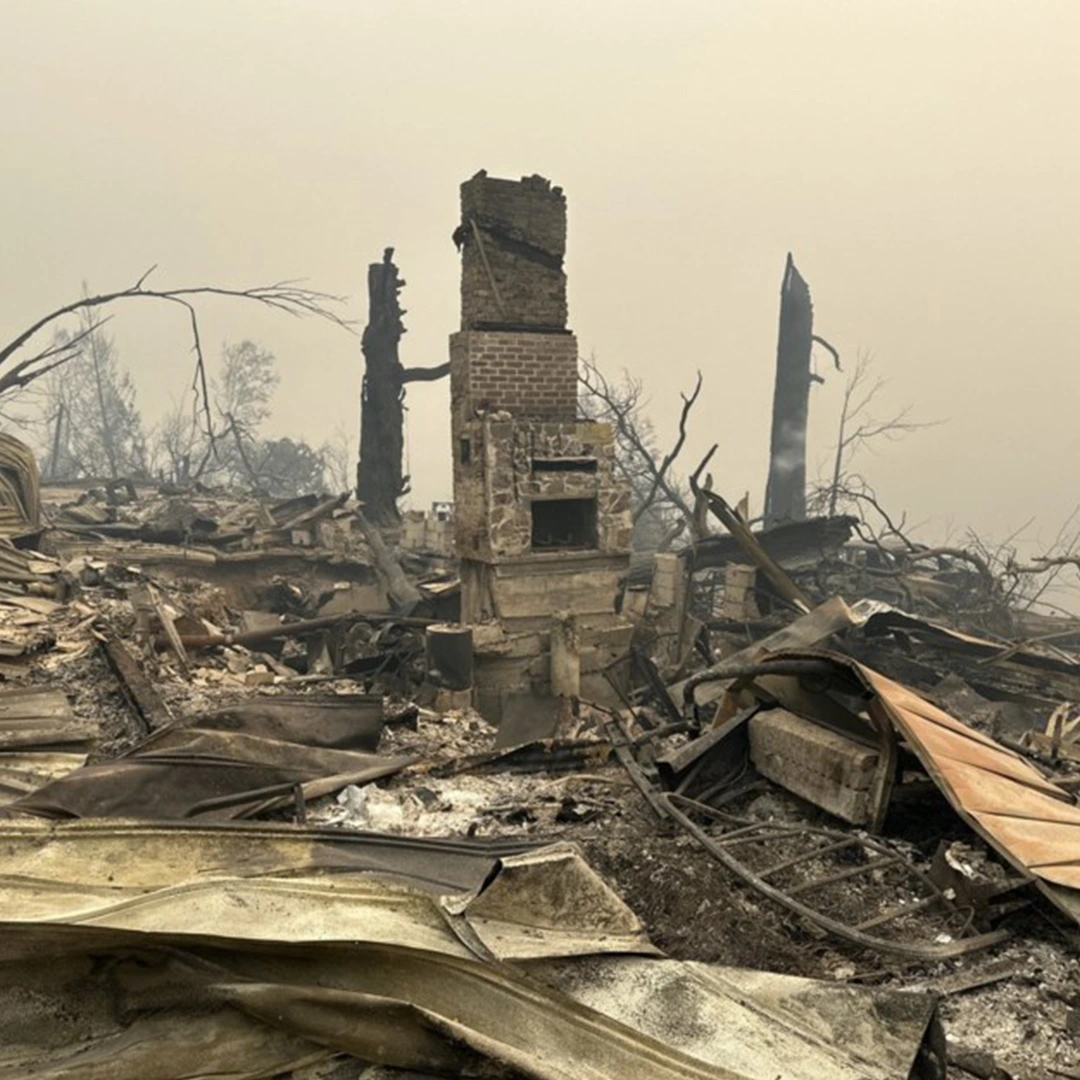 squamish home destruction